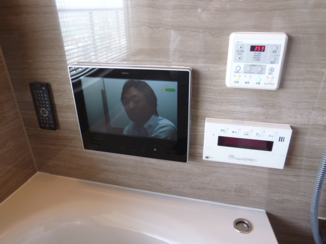 パナソニック 地デジ浴室テレビ GK9HX1630 16V型 HDMI対応 - テレビ 